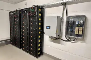 FENECON Commercial 70 – Batteriespeicherlösung für Gewerbe und Industrie (alte Baureihe)